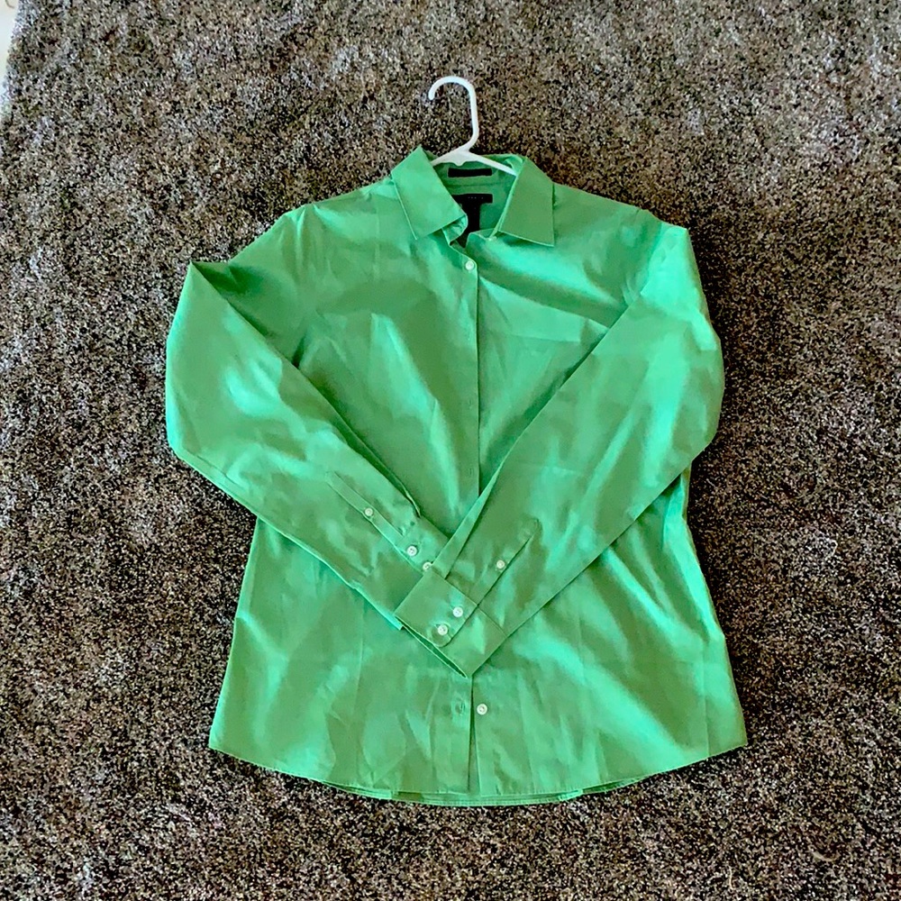 Lands’ End Wrinkle Free Broadcloth Button Down